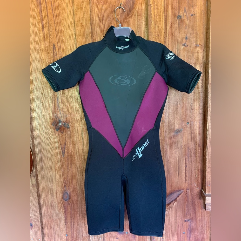 SeaQuest Shorty Wetsuit Neoprene Women’s Size 9-10